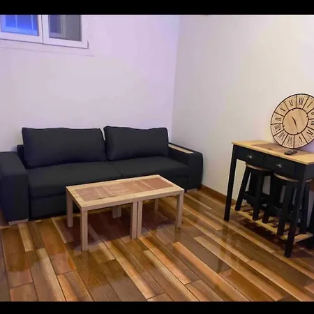 Meuble Equipe!! Apartment